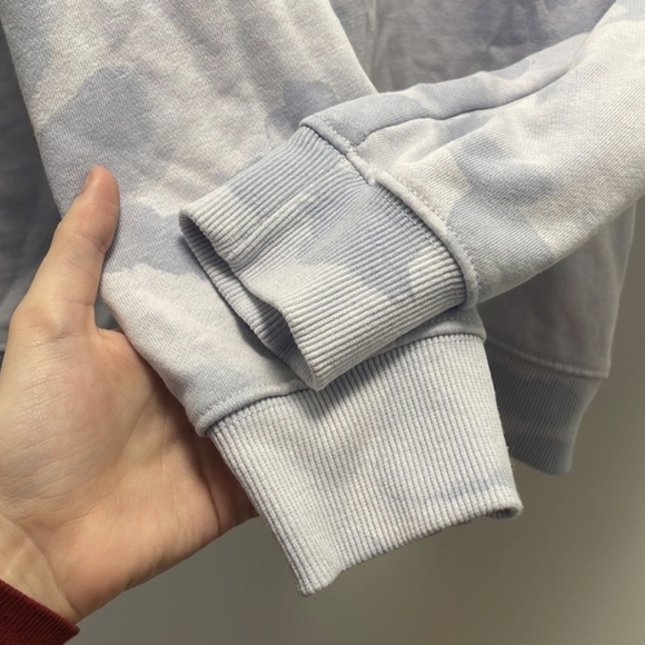 LazyPants Crewneck in Blue Cloud - Picture 4 of 8